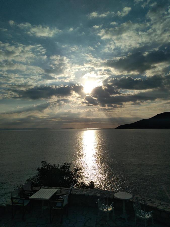 Smyros Resort Poúlithra المظهر الخارجي الصورة